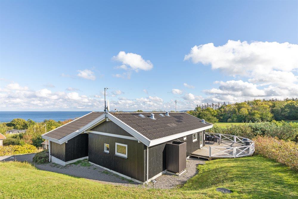 Sommerhus til 10 personer ved Sandkås