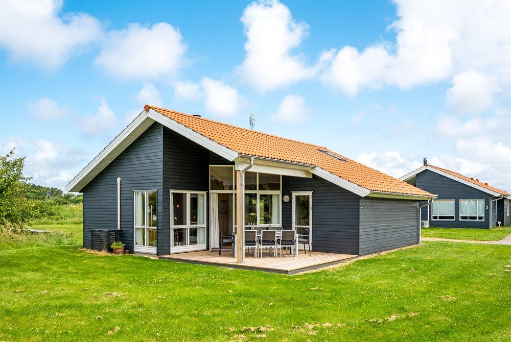 Sommerhus til 8 personer ved Fjand