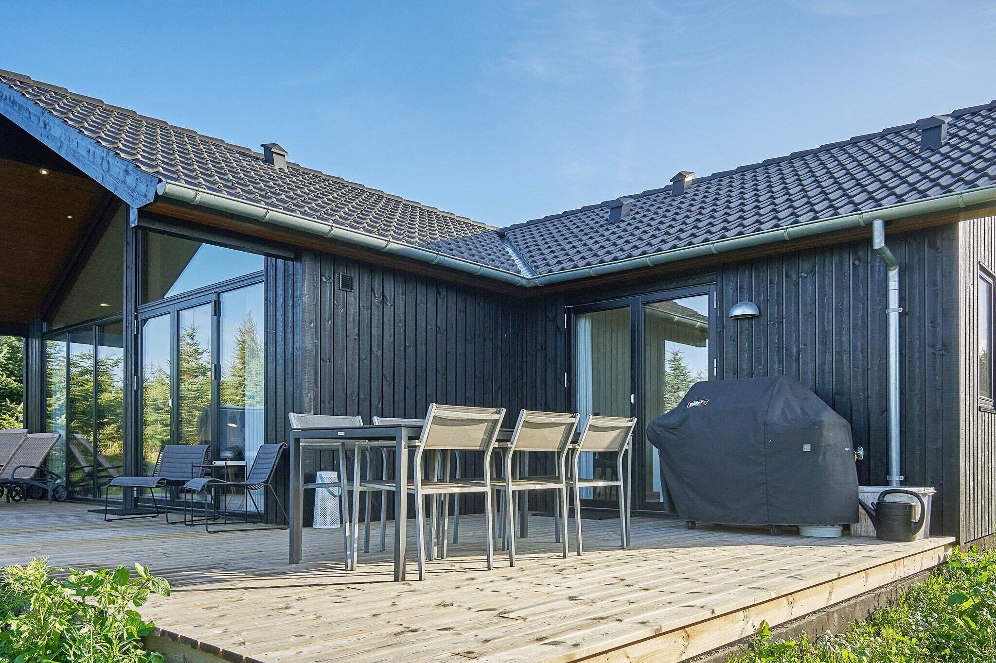 Sommerhus til 8 personer ved Åkirkeby