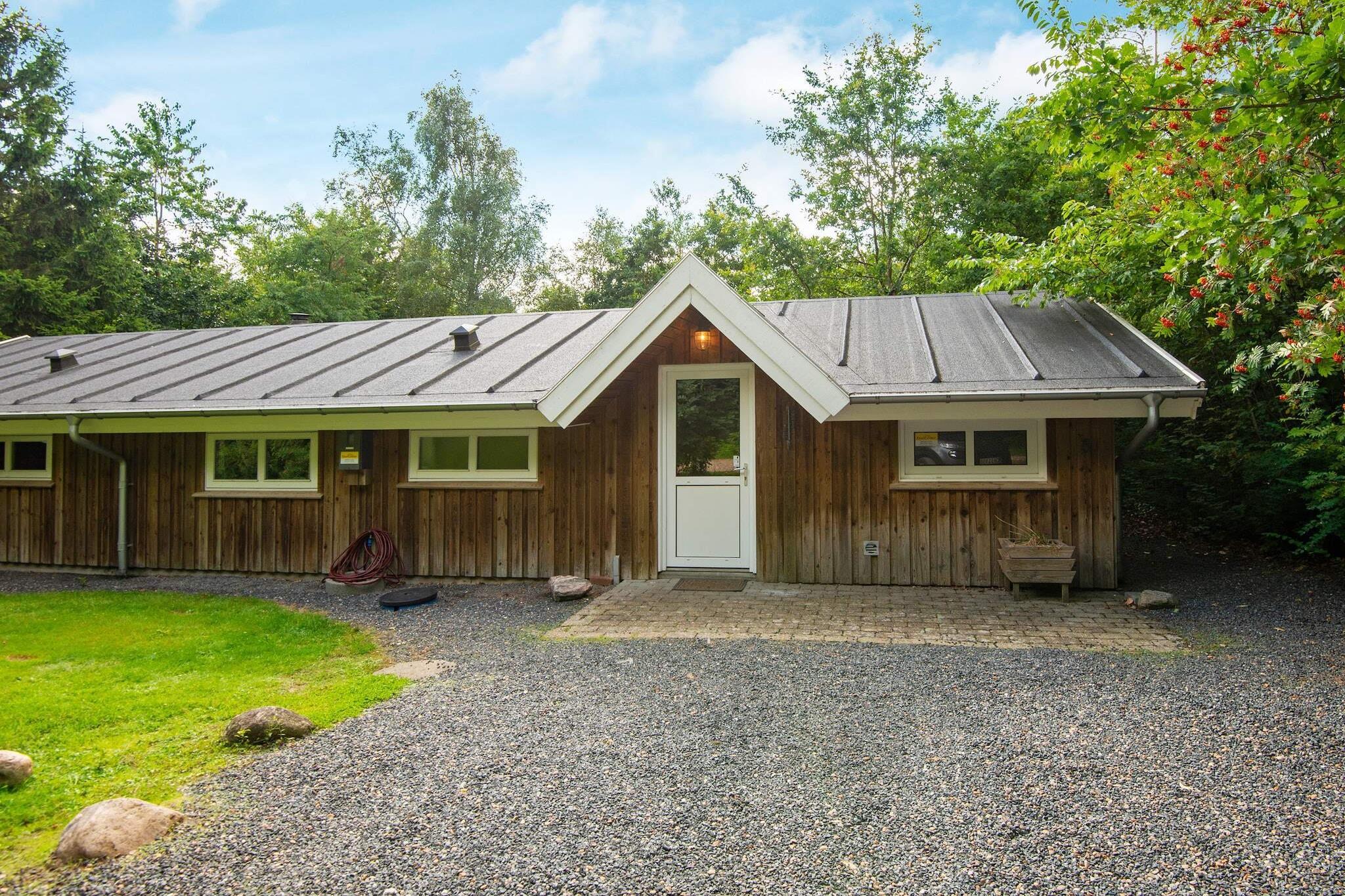 Sommerhus til 6 personer ved Ansager