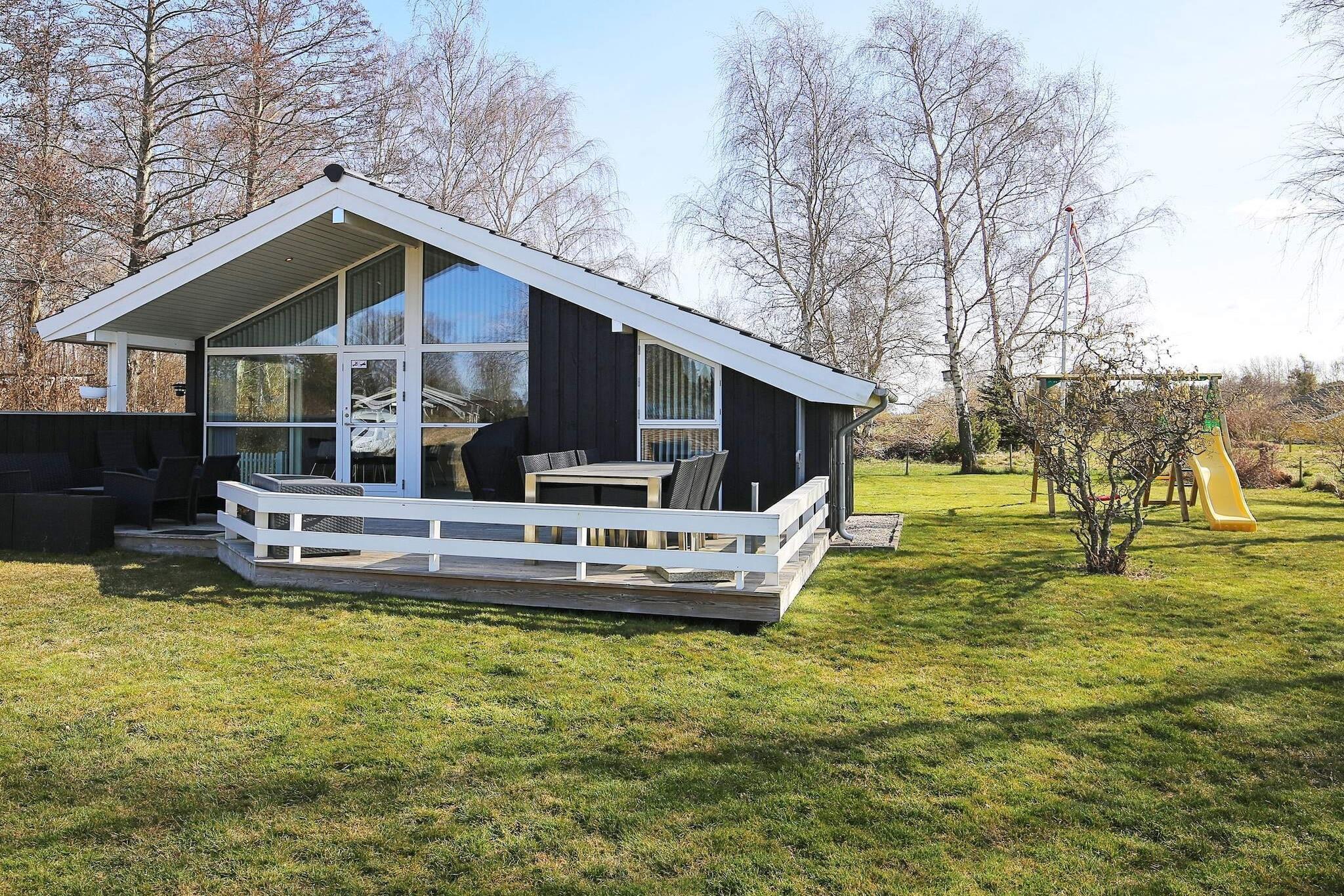 Sommerhus til 6 personer ved Skibby