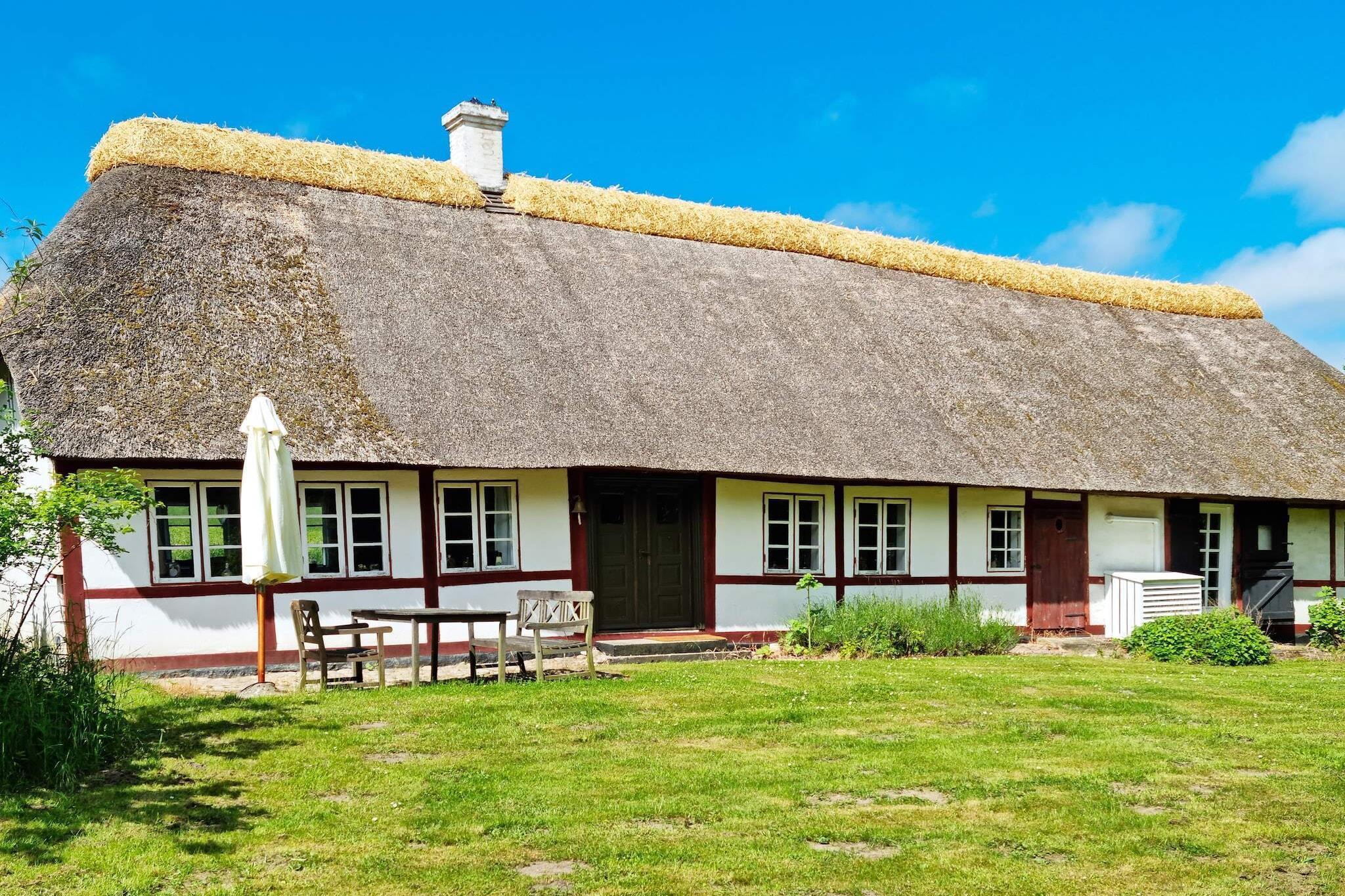 Sommerhus til 6 personer ved Humble