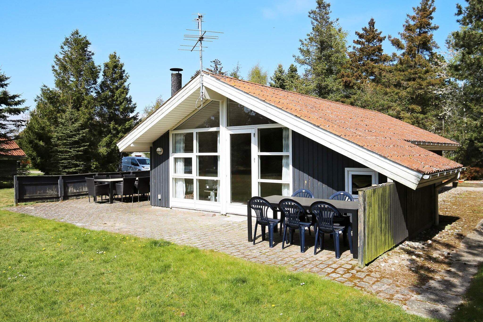 Sommerhus til 8 personer ved Idestrup