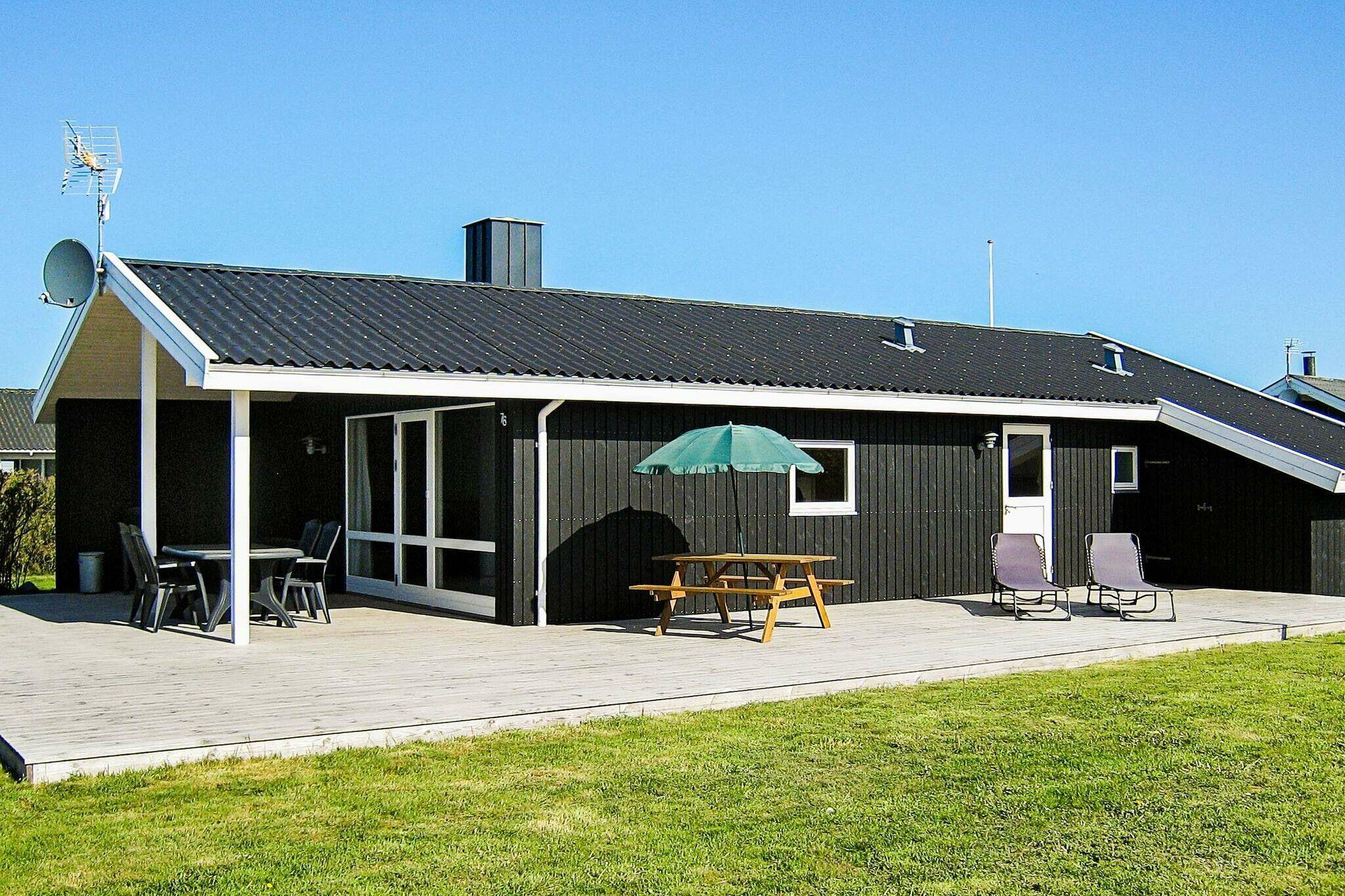Sommerhus til 6 personer ved Harboøre