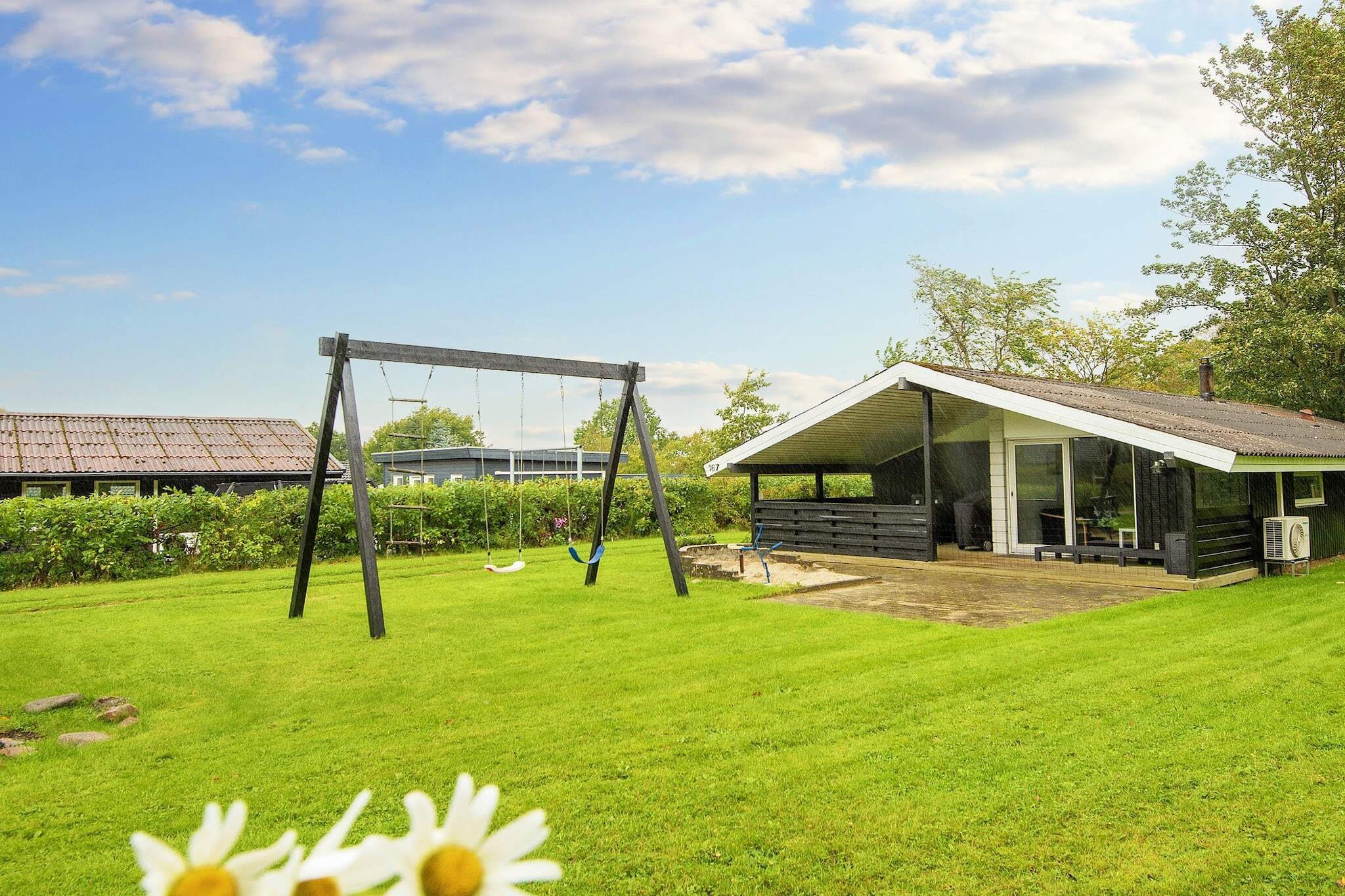 Sommerhus til 6 personer ved Fårvang