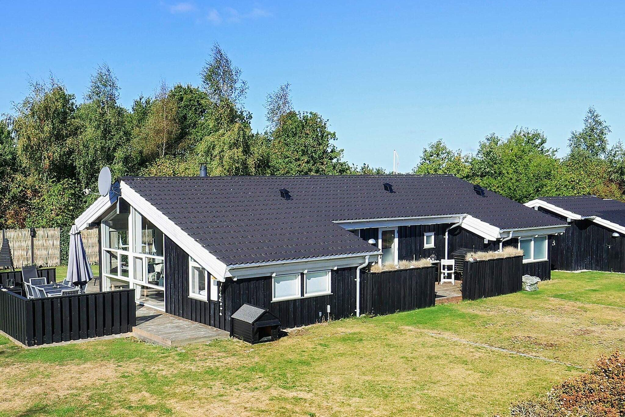 Sommerhus til 8 personer ved Otterup